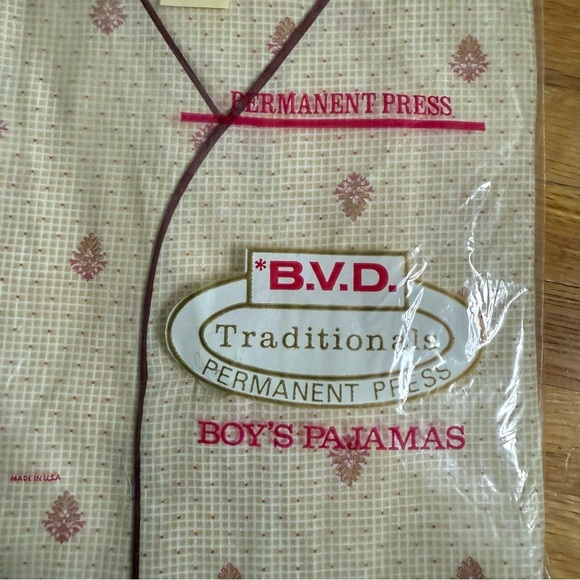 Vintage B.V.D. Traditionals Permanent Press Boys Pajama Set Size 20 Yellow Blend - Picture 2 of 7